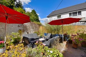 Courtyard Garden- click for photo gallery